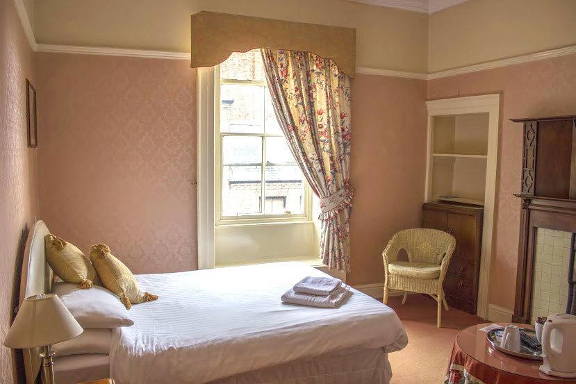 The Boot And Shoe Bed and Breakfast Darlington  Eksteriør billede